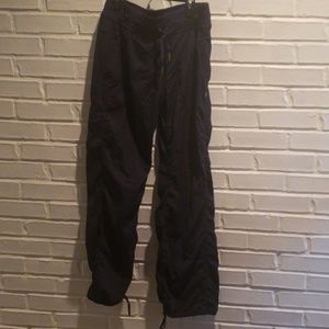EUC Lululemon navy studio pants. Size 10.